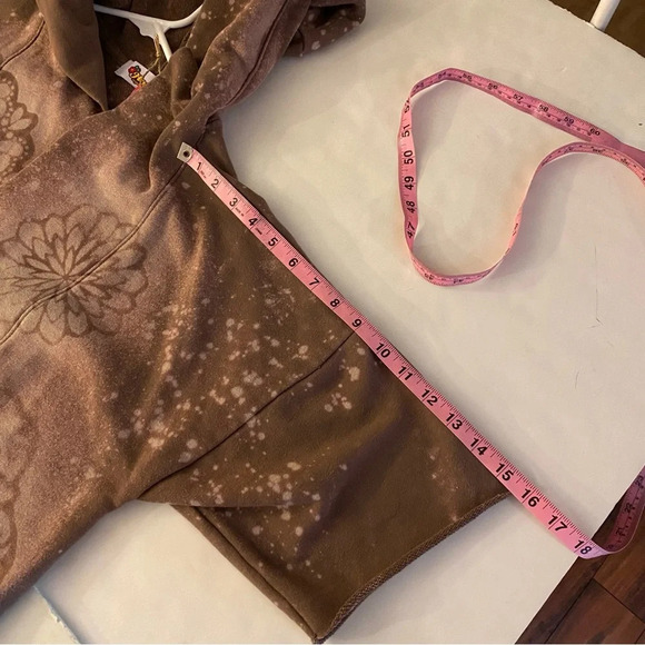Handmade Sweatshirt Hoodie Cardigan Womens Small Medium Taupe Tan Floral Mandala - Picture 12 of 13